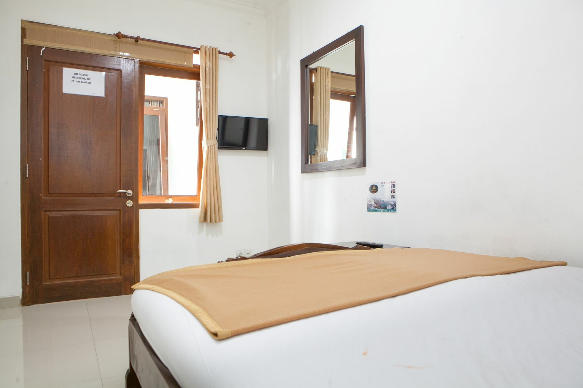 Hotel Reddoorz Near Tegalega Park à Bandung Extérieur photo